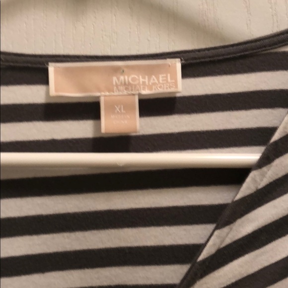 Micheal Kors long sleeve  cotton  top - Picture 3 of 6